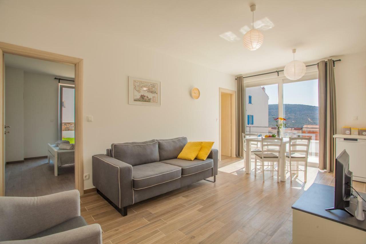 Apartment D Крес Екстериор снимка