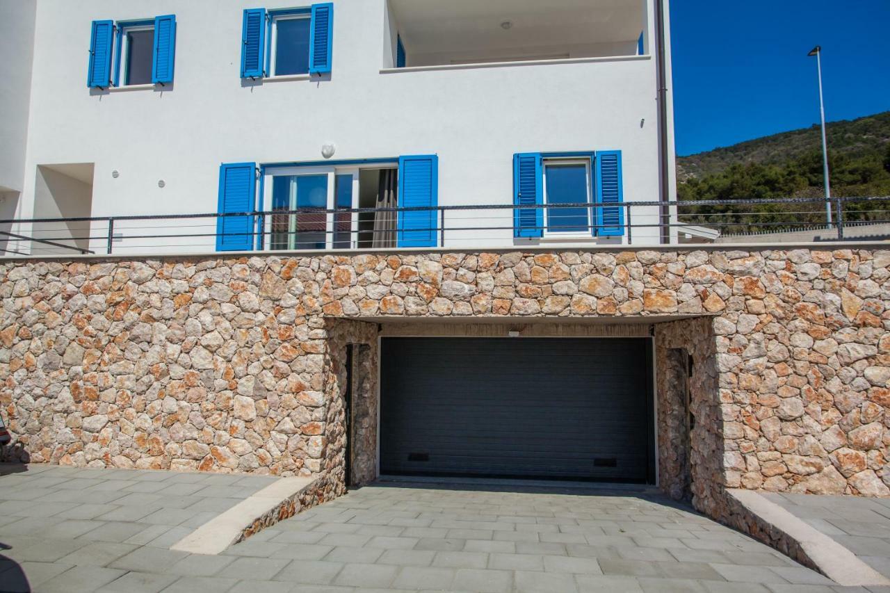 Apartment D Крес Екстериор снимка