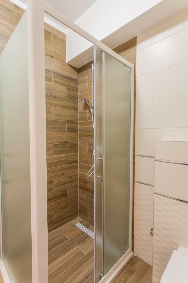 Apartment D Крес Екстериор снимка